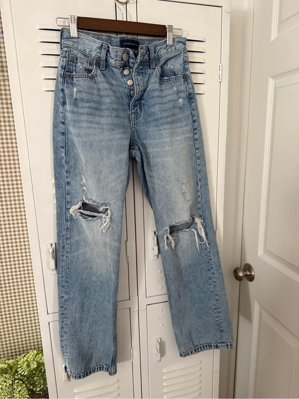 Aeropostale Light Blue Distressed Boyfriend Jeans